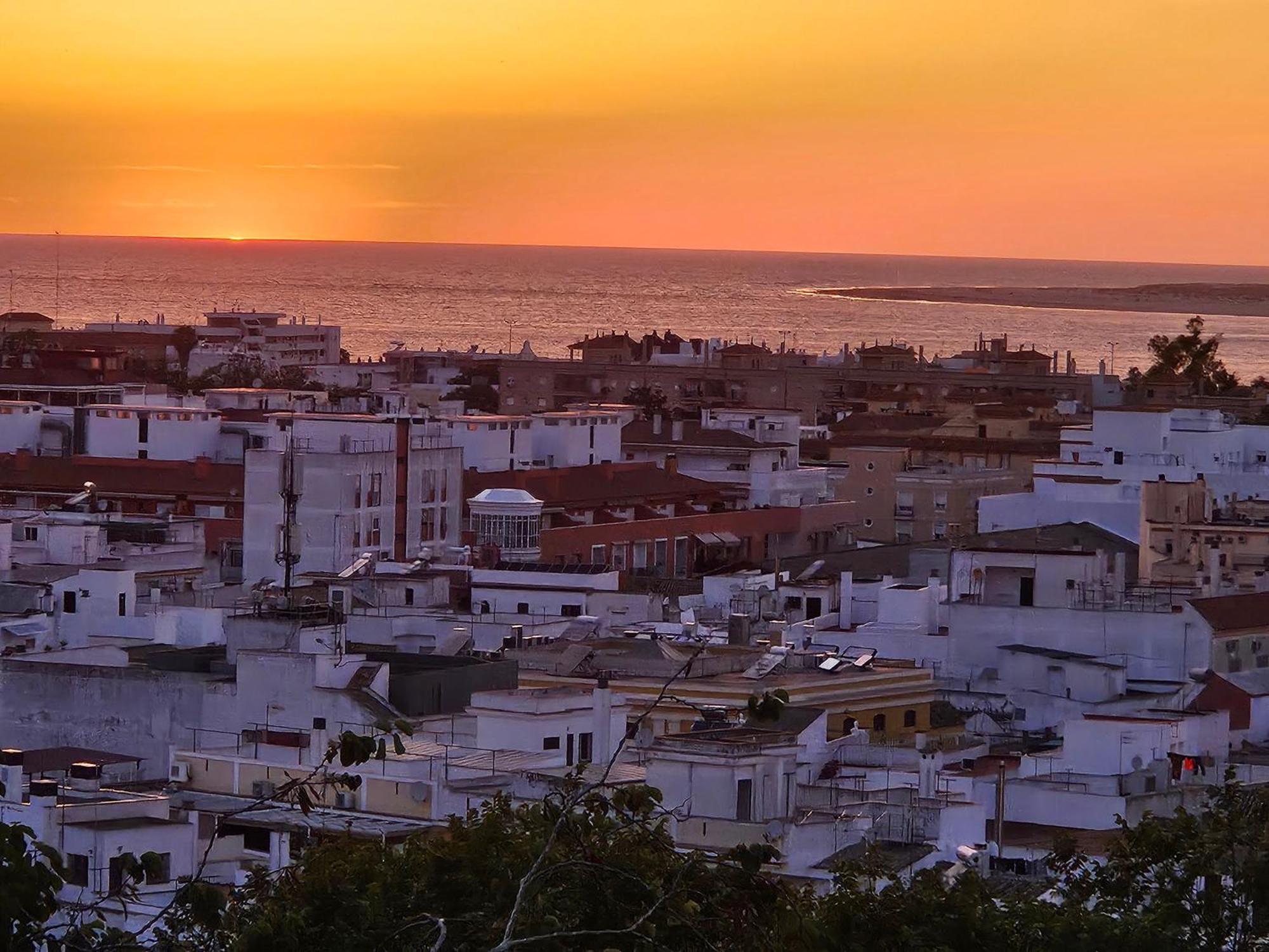 El Anfitrion - Mirador En Casco Antiguo Con Parking Appartement Sanlúcar de Barrameda Buitenkant foto